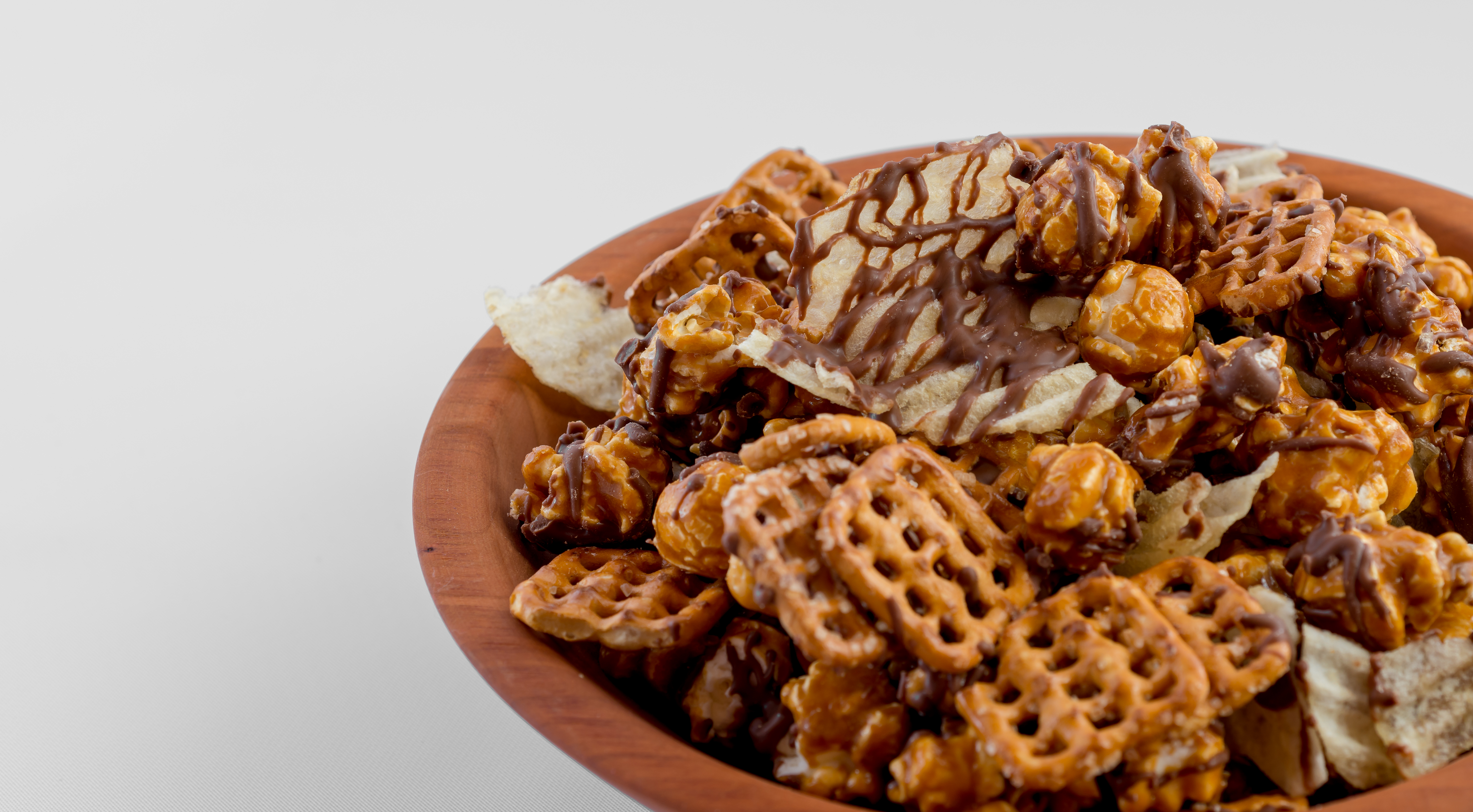 triple-crunch-munch_bowl-wide_2269.bak.jpg