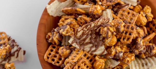 triple-crunch-munch_bowl_2264-604x270.jpg
